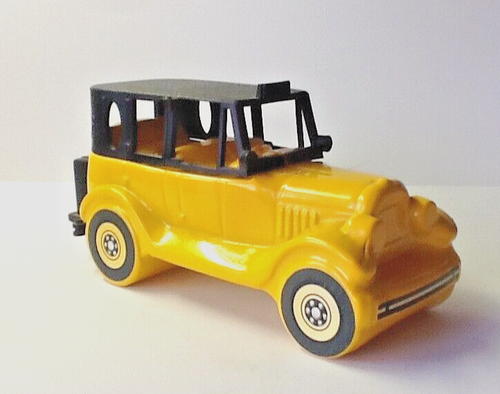 Vintage Avon 1926 Checker Cab Decanter - Wild Country After Shave Free Shipping