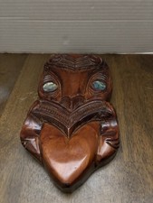 Vintage Hand-Carved New Zealand M ori Wheku / Tiki Wall Mask 1984