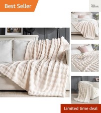 Charming Beige Faux Fur Bubble Blanket - Machine Washable, Cozy for Kids  Teens