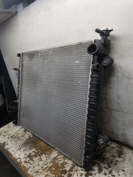 Radiador 4 cilindros 2TRFE motor compatível com 05-15 TACOMA 1039001 - Imagem 2 de 4