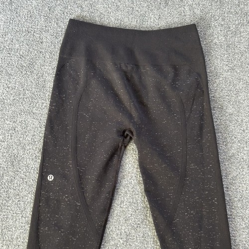 Lululemon Pants Womens 10 Seamless Knit High Rise Leggings Stretch Athletic Yoga - Picture 10 of 13