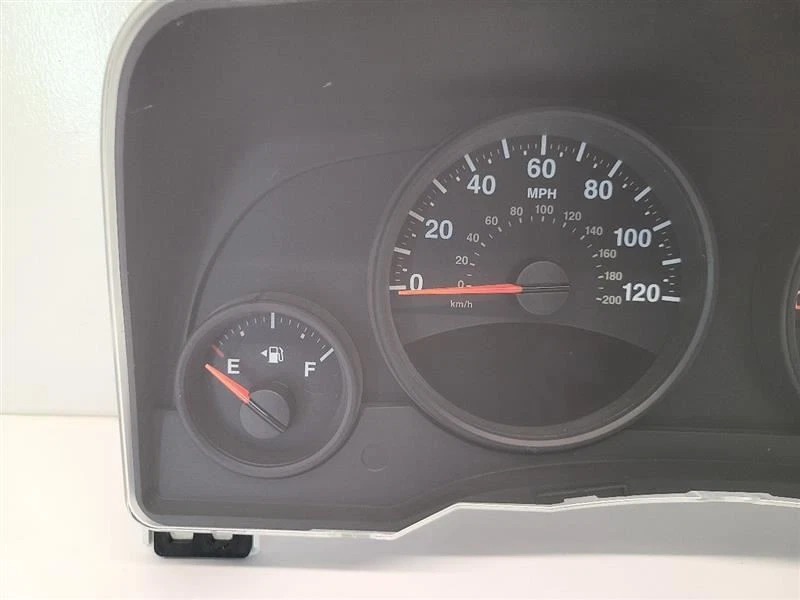 2011-2012 JEEPCOMPASS спидометр кластер 120 миль в час ID 68080402AA - Изображение 4 из 4