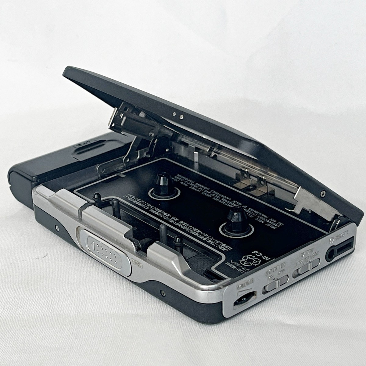 SONY WALKMAN カセット WM-EX622 SONY WM-EX622 1994 Walkman W/Accessories Cassette Player Made in