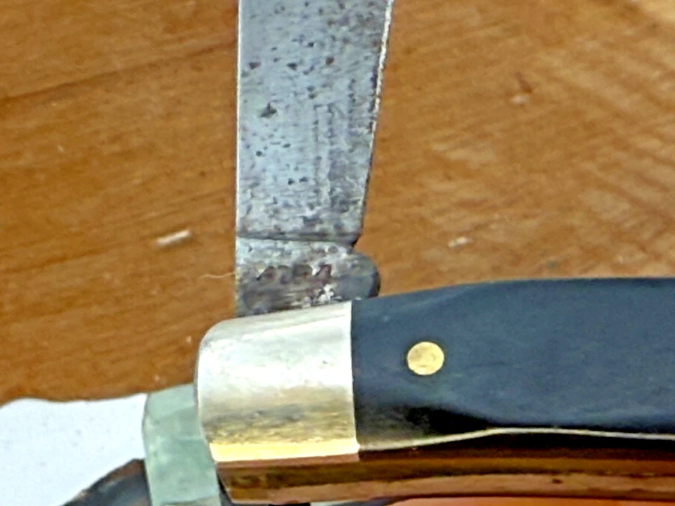 Vintage Frontier (by Imperial) 41P4 2 blade Jack Knife w/rubber handle--2154.25 - Image 4 of 4