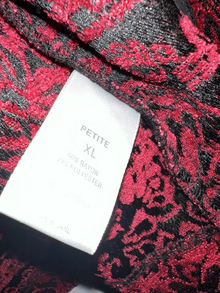 Blazer/chaqueta Dressbarn Holiday negra y roja XLP San Valentín?🩷 Foto 4 de 4