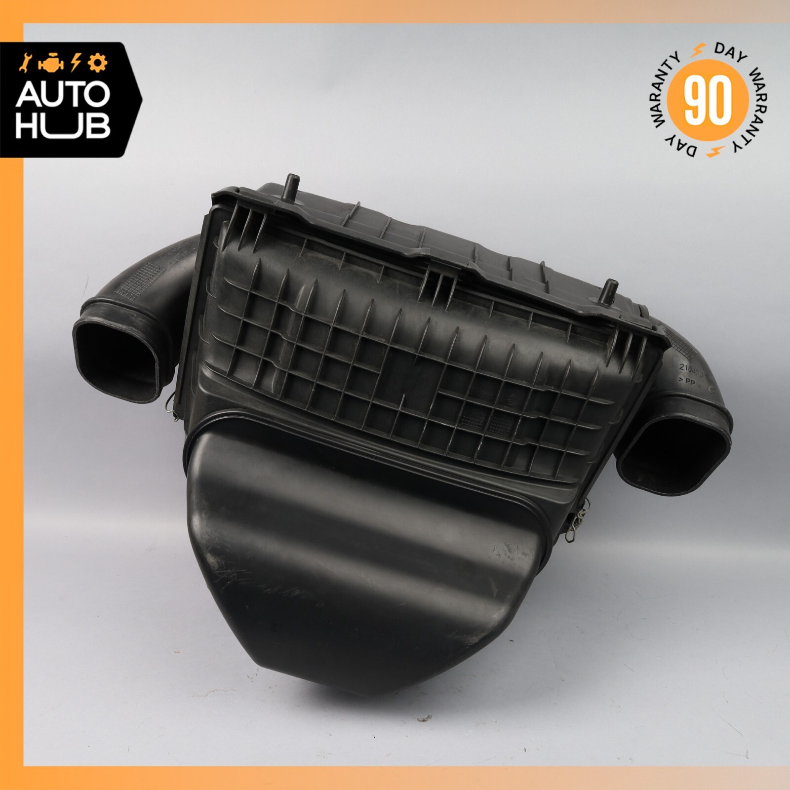 09-19 Maserati GranTurismo 4.7L M145 Air Intake Cleaner Filter Housing Box OEM