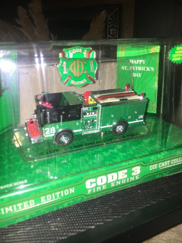 Code 3 Collectibles *ST. PATRICK'S DAY CHICAGO LUVERNE PUMPER #28* 1:64 (NEW) - Picture 2 of 5