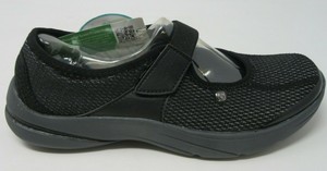 naturalizer bzees mary janes