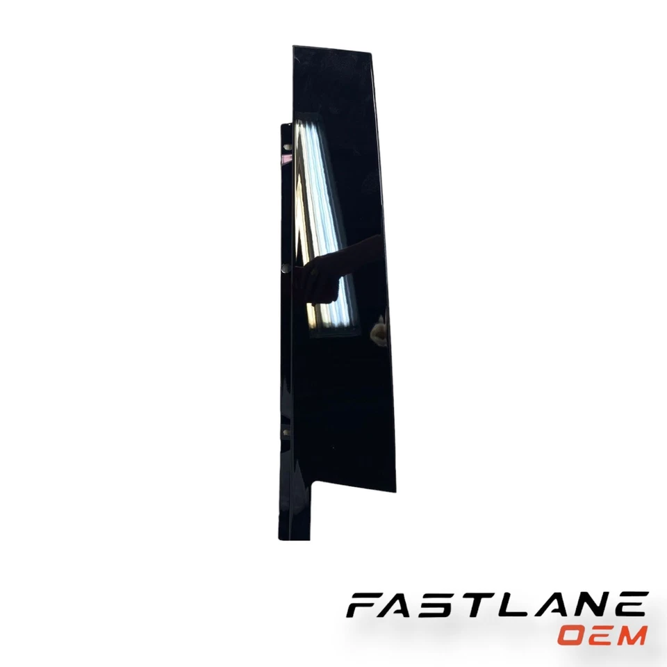 Mercedes-Benz GLC 300 2016-2020 pilar B moldura trasera derecha nuevo OEM A 253 690 14 00 Foto 3 de 4