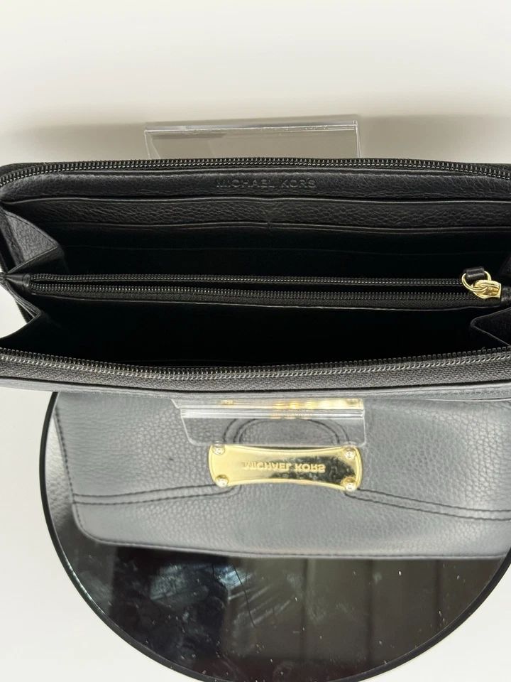 MICHAEL KORS Classic Large Continental Fine Pebbled Leather Black Wallet Gold LN - Image 4 of 4