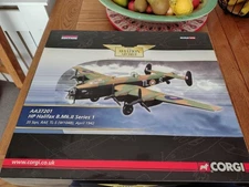 Corgi Aviation Archive Handley Page Halifax B.II W1048 35 Sqn  1942 AA37201