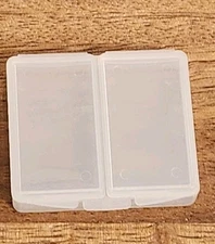 New TUPPERWARE Divided Stamps N Things Pill Keeper Holder Container Clear #1863