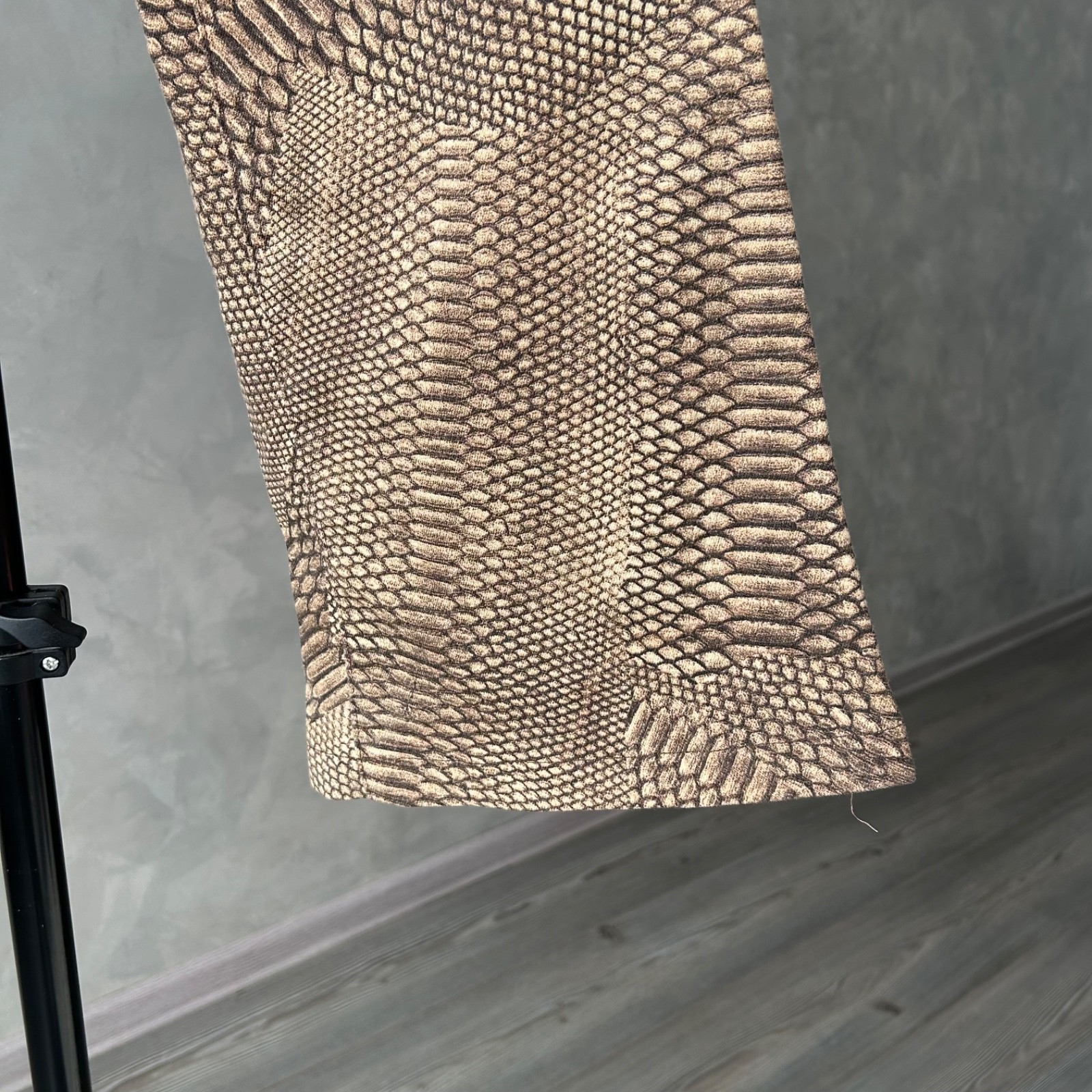 00s Just Cavalli Snakeskin Python Flared Pants 32 - image 11