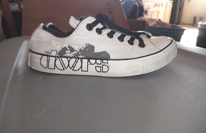 converse doors