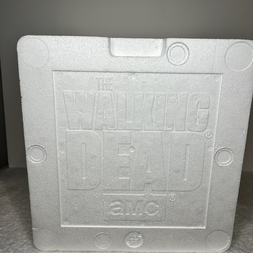 Walking Dead Season 7 Collectors Edition Figur Box Set Blu ray mit Box - Bild 16 von 18