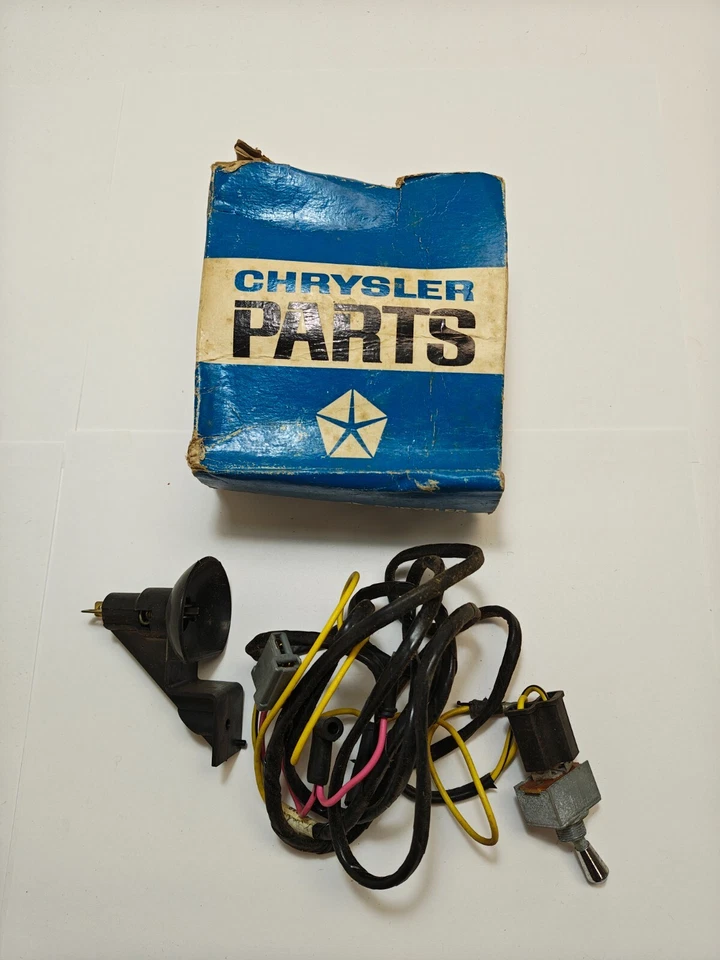 Dodge Plymouth Valiant Cuda 1968-1969 mapa de cortesía paquete de lámpara ligero nuevo en stock 2947269 Foto 4 de 4