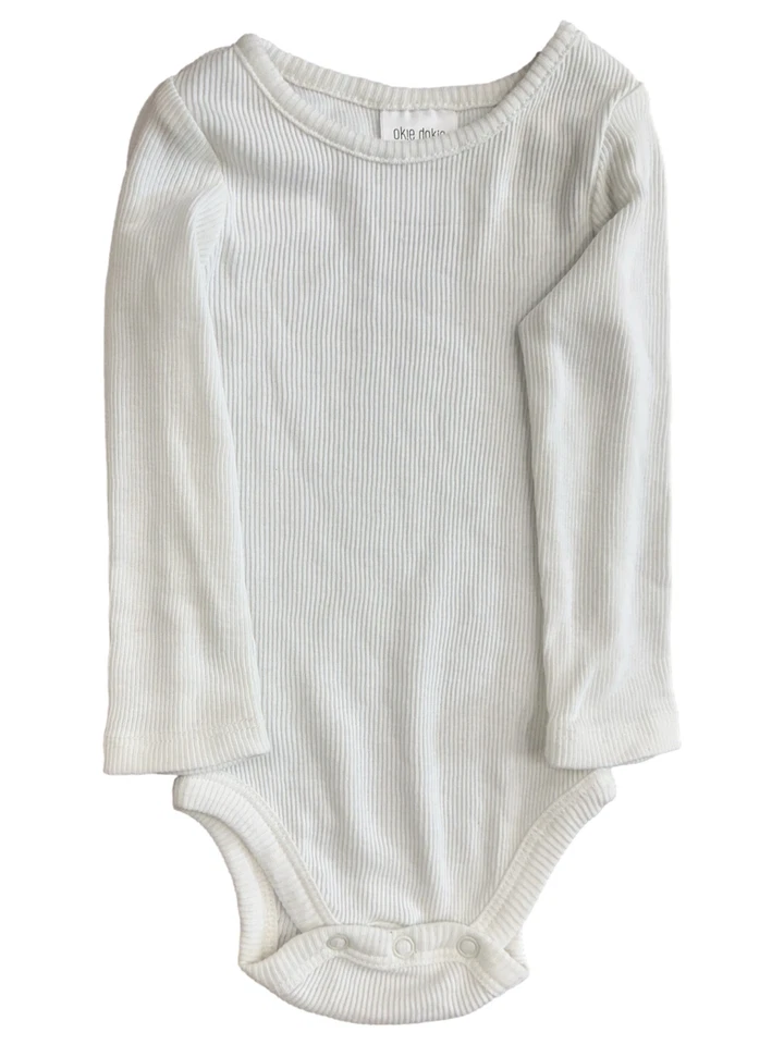 Okie Dokie 婴幼儿女孩红色格子假日婴儿套装紧身衣和裙子套装 — 第 2/3 张图片