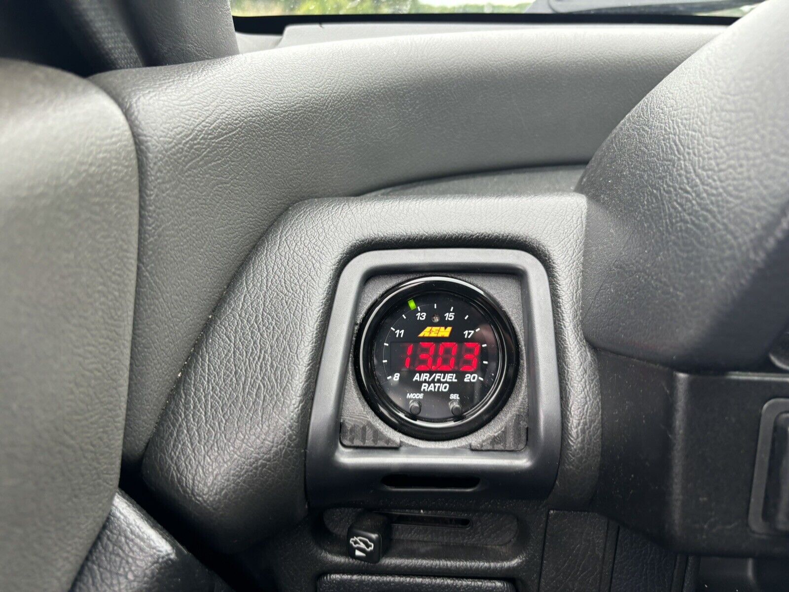 Picture 1 of 6