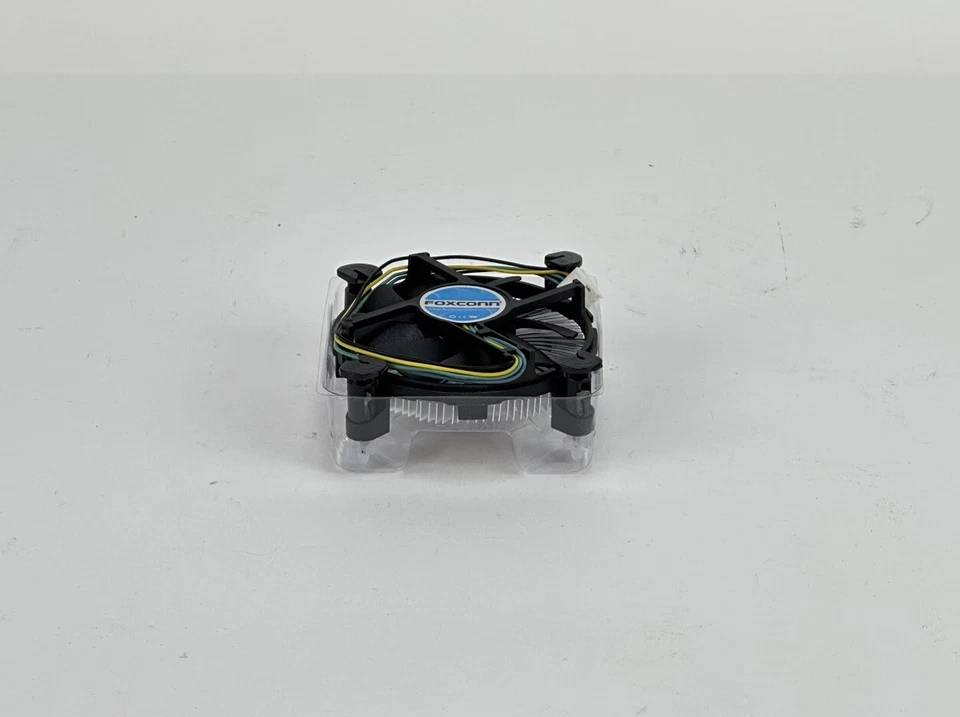 Intel Foxconn Desktop CPU Cooling Fan 30mm Heatsink 12V DC12C 0.2A E98290-001 - Image 3 of 4