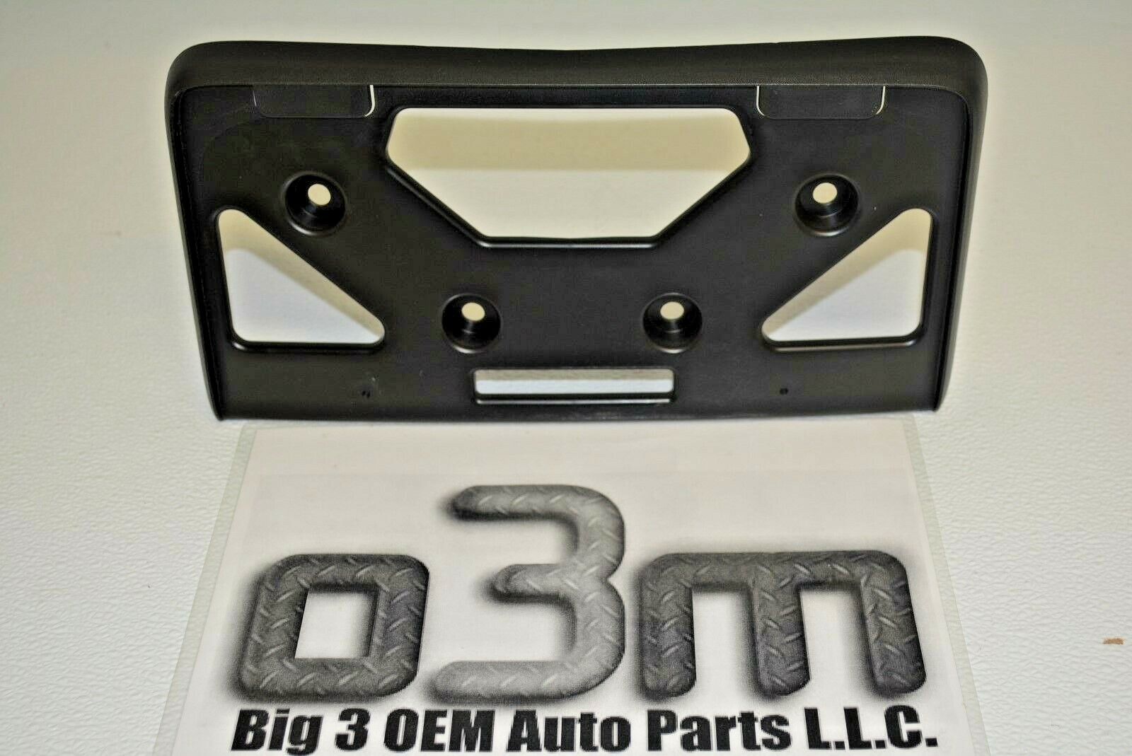 2005 2006 2007 2008 Pontiac G6 front License Plate Bracket OEM 10379556