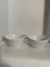 2 Over and Back White Bowls Diamond Design