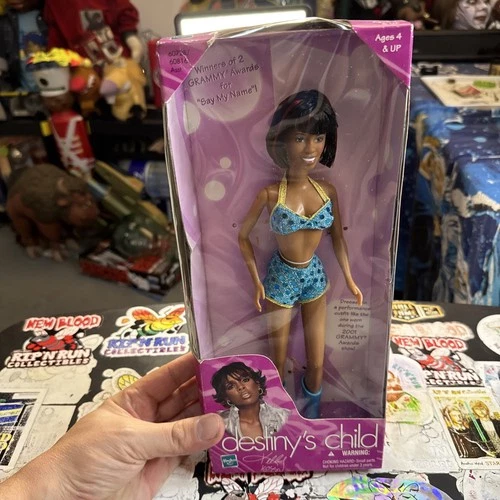 Vintage NEW IN BOX Destiny's Child Kelly Rowland Doll Hasbro 2001