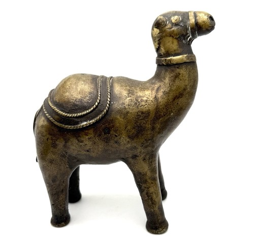 Aged Brass Camel Figurine Sculpture Fat Happy 7 H X 6.25 X 3” Vintage Antique - Picture 4 of 7