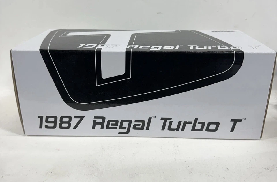 GMP 1/24 Buick Regal Turbo T Blanco 1987 World Limited 1500 Unidades Nuevo En Caja Foto 2 de 4