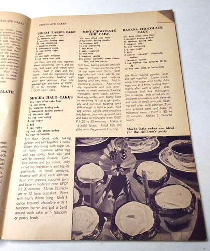 Culinary Arts Institute 250 Classic Cake Recipes Cookbook 1940 - Picture 3 of 5