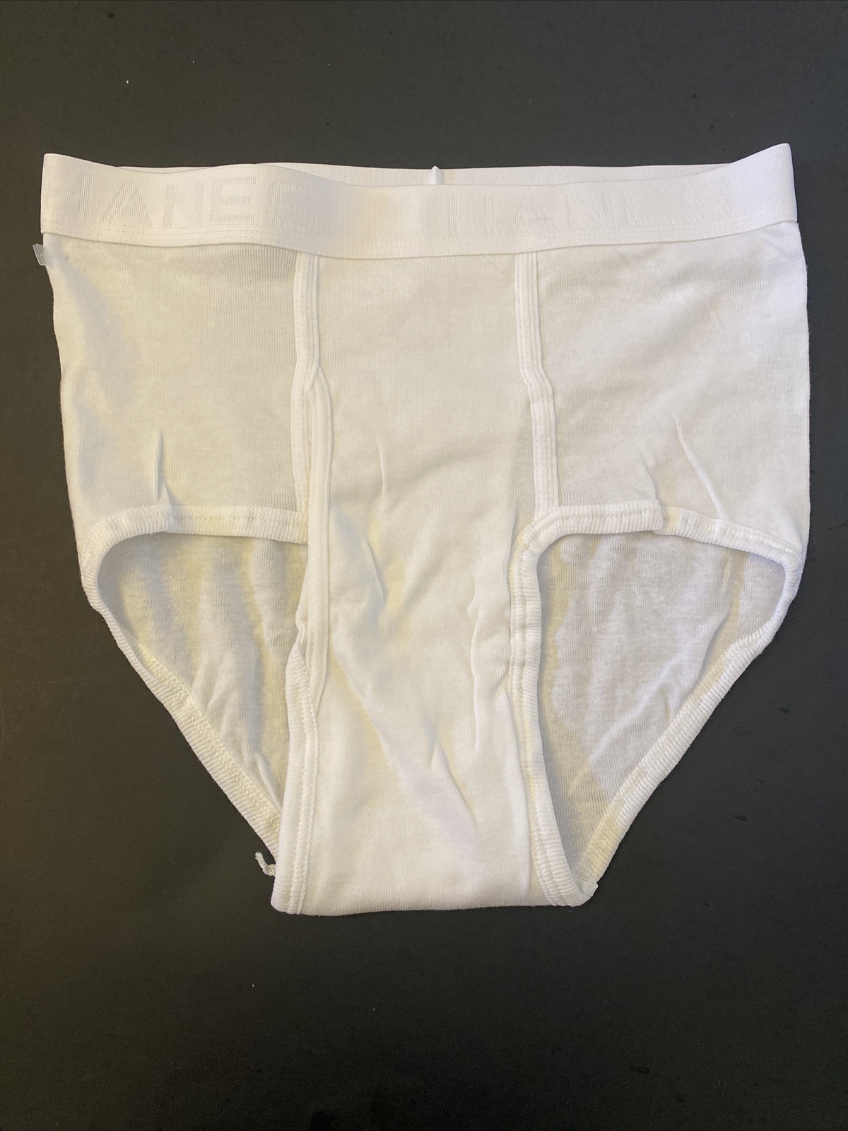 Hanes “Our Most Comfortable “Vtg.Briefs (3) Men’s Underwear Size Med