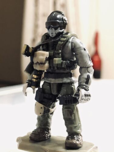  Mega Construx Call of Duty Simon Ghost Riley : Toys