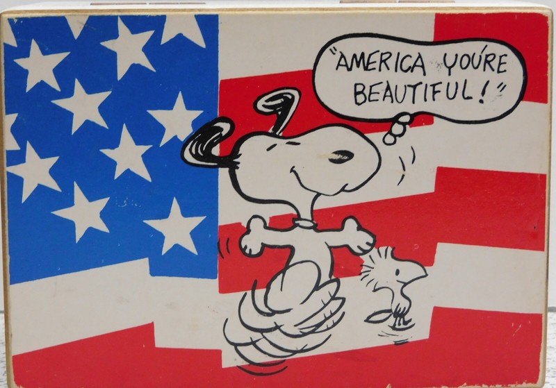Vintage Peanuts Snoopy "America You're Beautiful" Aviva Wooden Music Box HTF