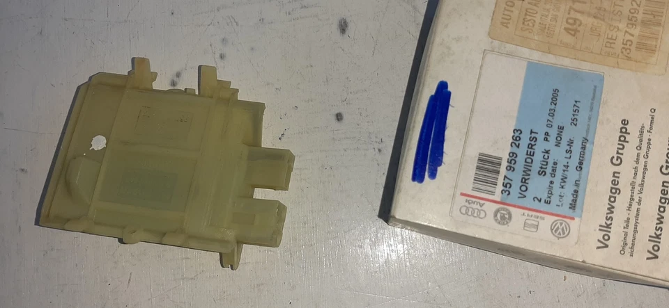 Resistenza Ventola Abitacolo Originale  Per VW PASSAT dal 1988 - Immagine 3 di 3