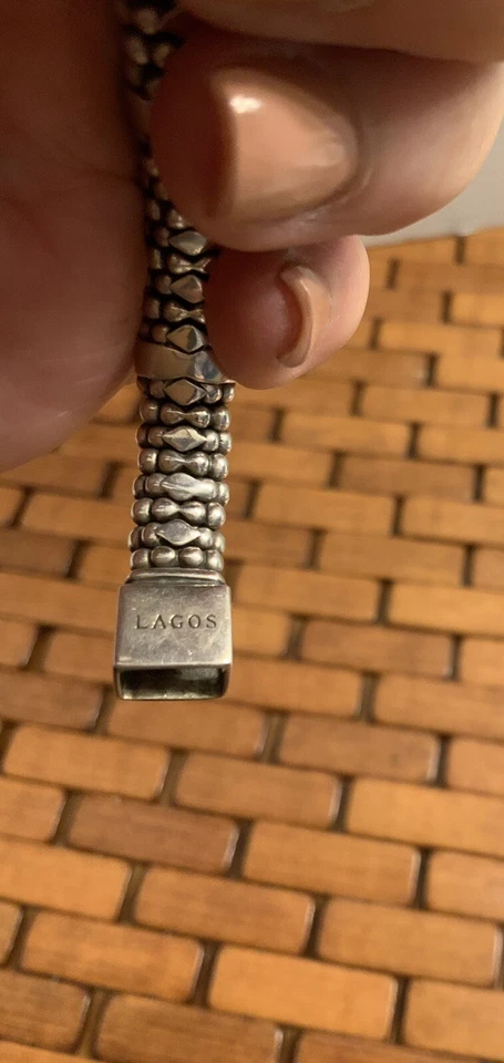 Brazalete Lagos Oro 18kt y Plata de Ley 9mm Derby Hebilla 6 3/4”, Venta al por menor $1350 Foto 3 de 4