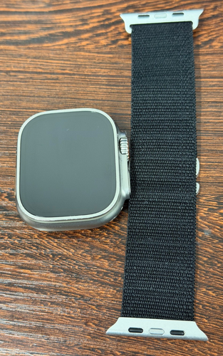 Apple Watch Ultra 49mm Cassa Titanio Nero Alpine Loop (Ottime Condizioni) - 88% Batt - Foto 6 di 6