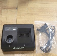 Snap-on CTC131A Battery Charger 14.4-18.0V Black with Power Cord