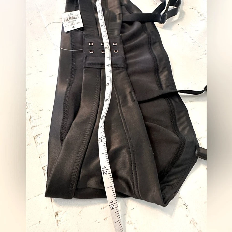 Nuevo con etiquetas Bralette Aerie Negro Satinado/Sujetador Ligeramente Forrado Talla S Nuevo con Etiquetas Foto 3 de 4