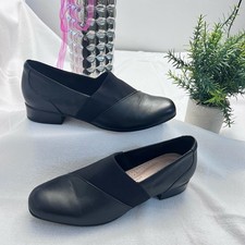 Clarks Women's Black Loafers zs 7