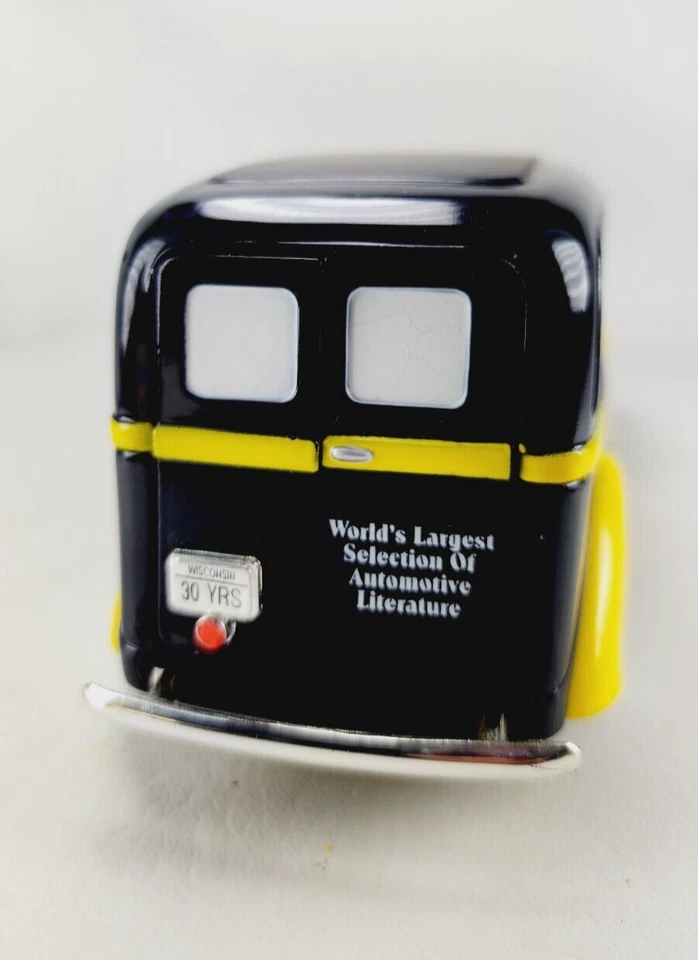 Banco de monedas Motorbooks fundido a presión #5229 edición limitada. Dodge escala 1/25 6" con llave vintage Foto 4 de 4