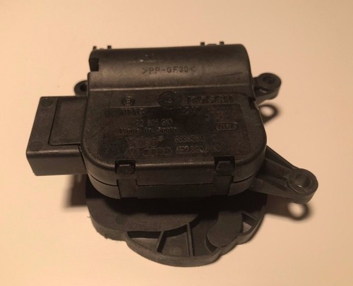 Audi A4 Cabriolet 8H 2.4 Heizungstellmotor Steuergerät 8E2820511C 0132801310