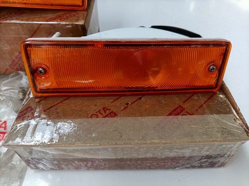 NUEVO DE LOTE ANTIGUO/JAPÓN LÁMPARA DE GIRO FRONTAL., L/R para TOYOTA COROLLA AE80 AE82 AE85 AE86 - Imagen 2 de 11
