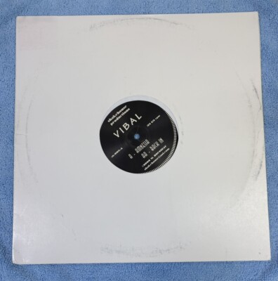 VIBAL  Amnesia & Back In  GOLDEN CHILD  Round & Round & Tout De Suite  Plays VG+