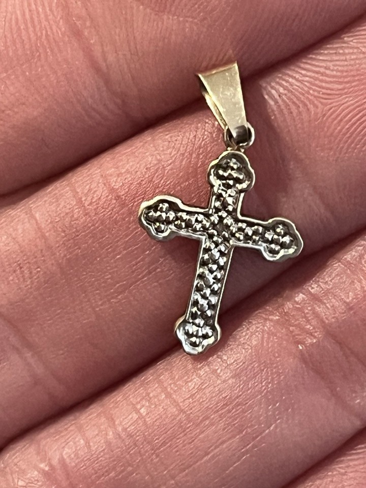 10k yellow gold cross pendant .7 Grams Wear Sell Scrap Jewelry | eBay