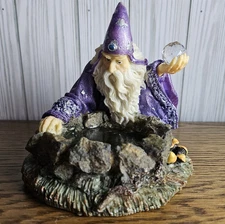 Vintage Medieval Legends Merlin Wizard Resin Figurine Crystal Ball Magic Pond