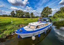 Princess 32 Cruise Boat (Twin Diesel Engines)