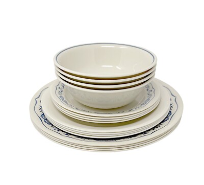 16 Vintage CORELLE Danube Blue Onion Dinner Salad Dessert Plates