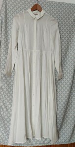 h and m white shirt dress