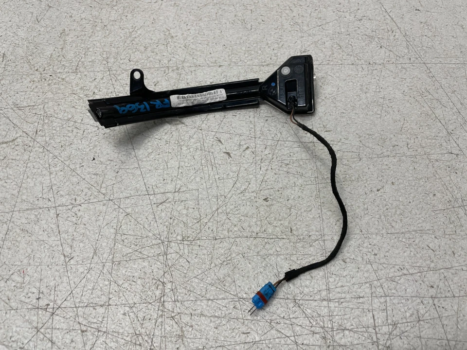 13-15 BMW Alpina B7 750i F01 F02 Front Right Turn Signal Light Lamp 1369 OEM - Image 4 of 4