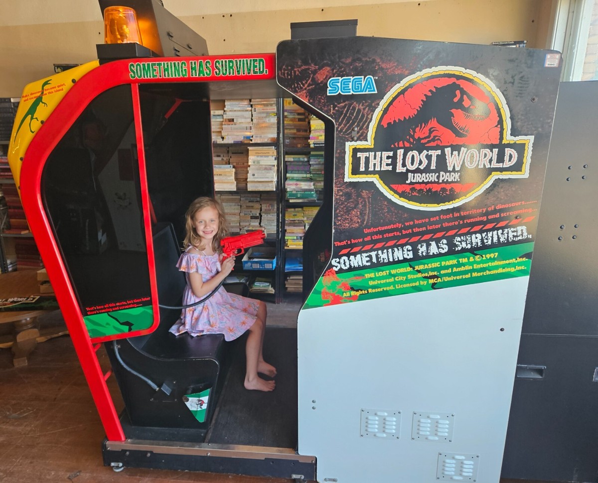 1997 JURASSIC PARK The Lost World Arcade Game by SEGA Restored w