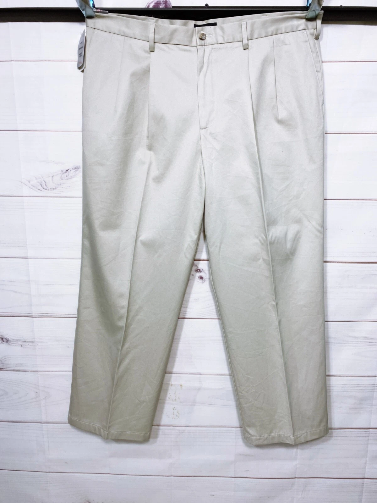 Dockers Mens The Original Signature Khaki Pants Sz 40x30 (Actual 40x29) Pleated